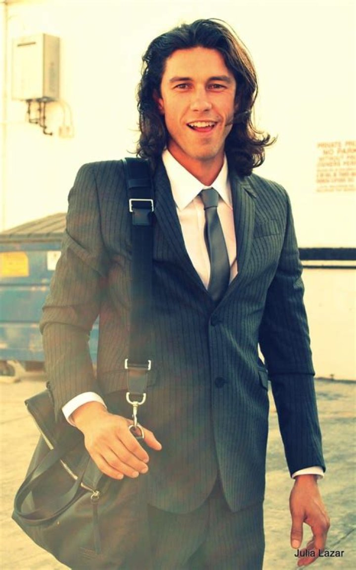 
Who Is Eldest Franco’s Brother, Tom Franco? Height, Net Worth 